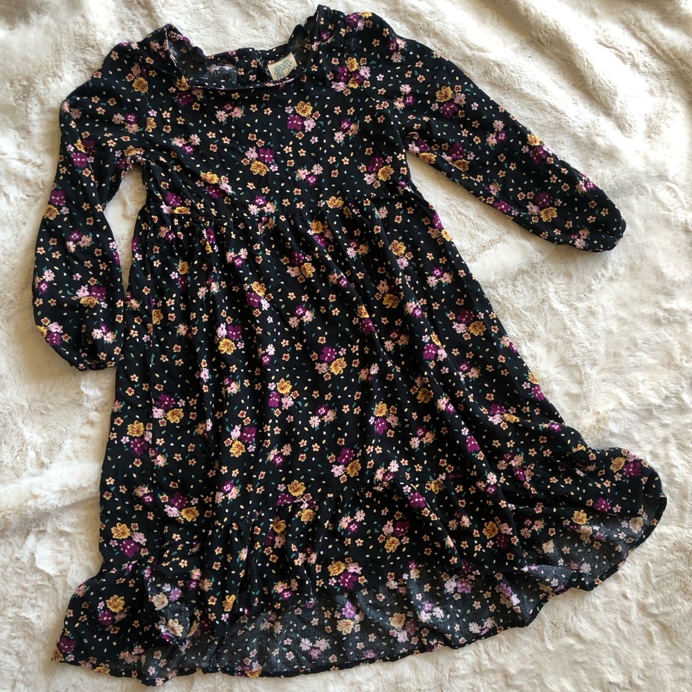 Thereabouts girl's flower dress size medium 10/13